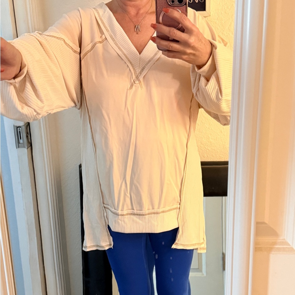 From Pink Laura - Cream oversized V-Neck Long Sleeve Top